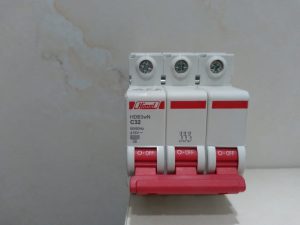 Himel MCB HDB3 WL3C 3-Pole – 20A, 6kA