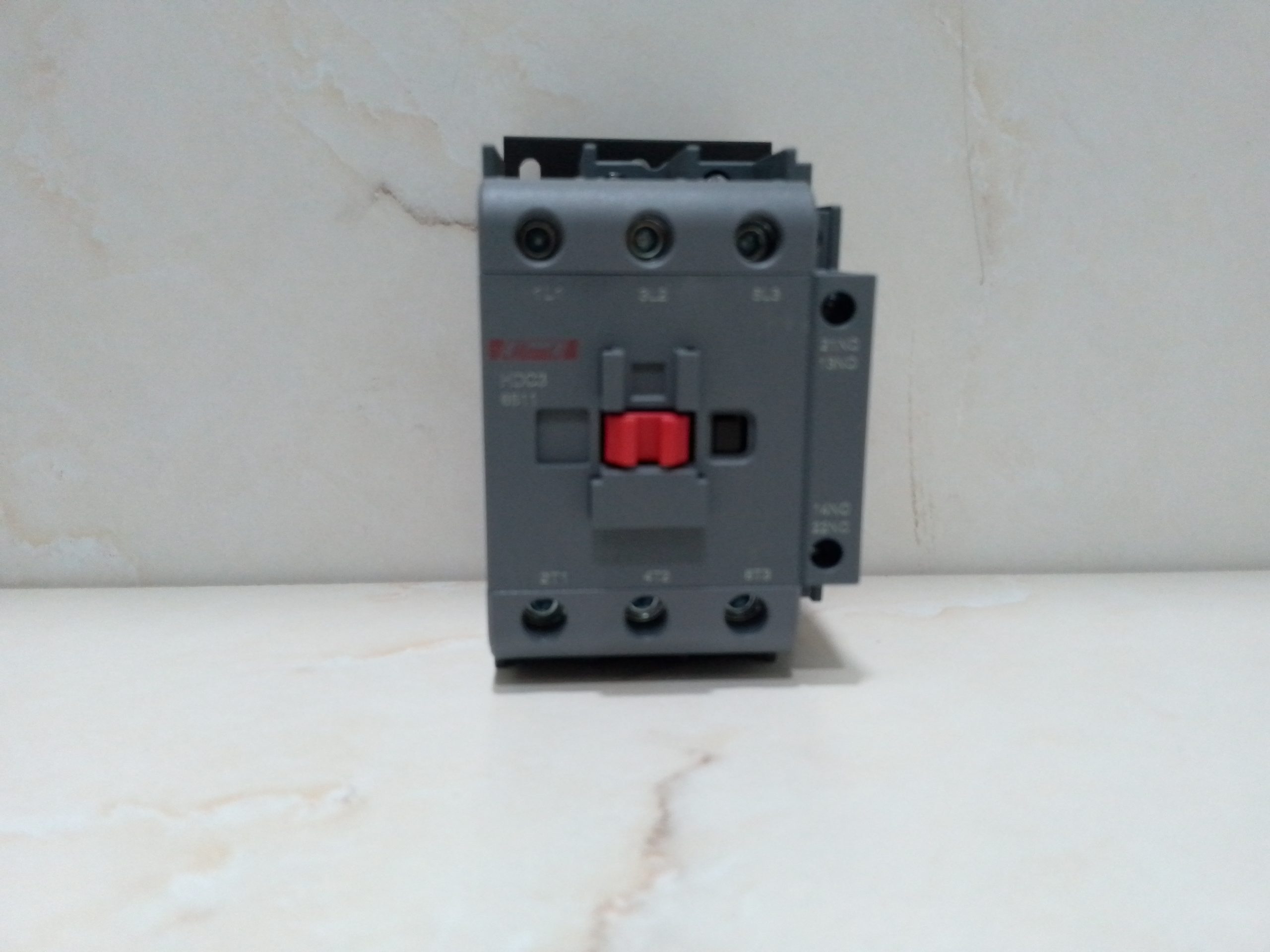 Himel HDC36511 AC Contactor – 3 Pole, 65A - Image 9